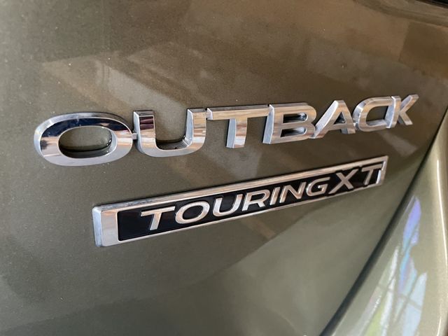 2021 Subaru Outback Touring XT