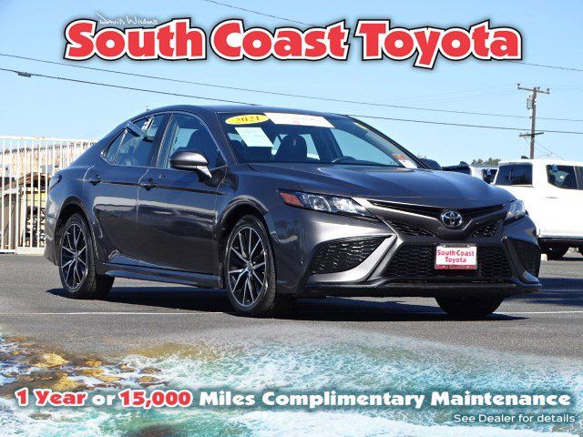 2021 Toyota Camry SE