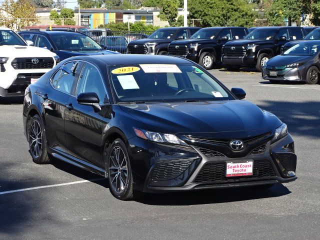 2021 Toyota Camry 