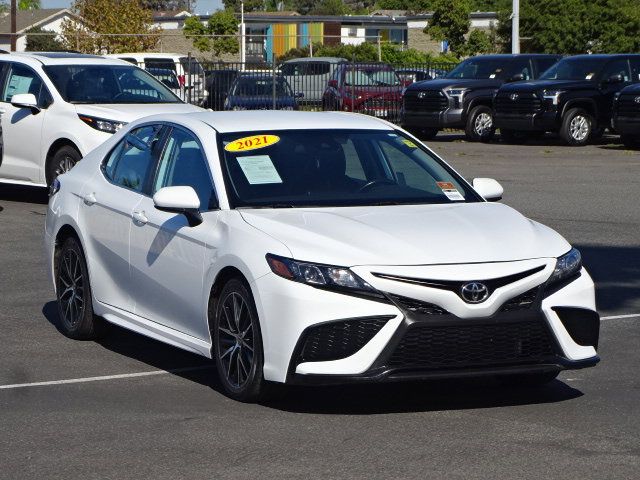 2021 Toyota Camry 