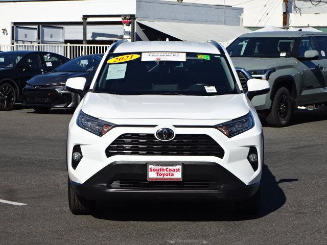 2021 Toyota RAV4 XLE