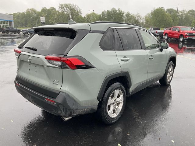 2021 Toyota RAV4 XLE