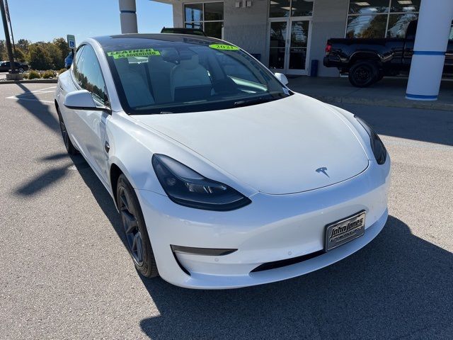 2021 Tesla Model 3 Standard Range Plus