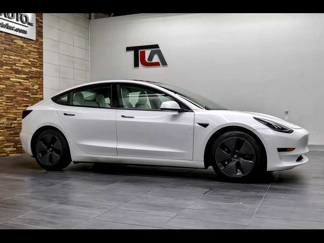2021 Tesla Model 3 Standard Range Plus