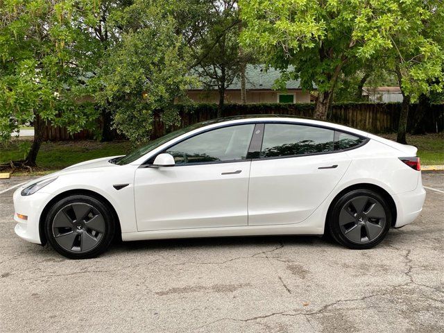 2021 Tesla Model 3 Standard Range Plus