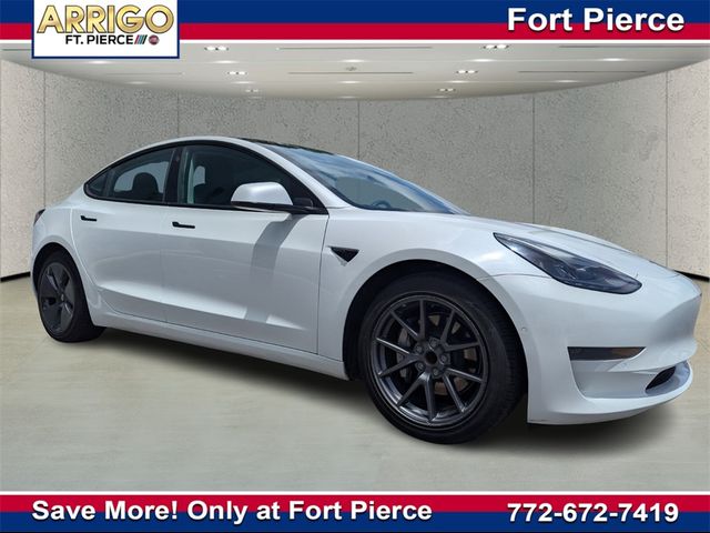 2021 Tesla Model 3 Standard Range Plus