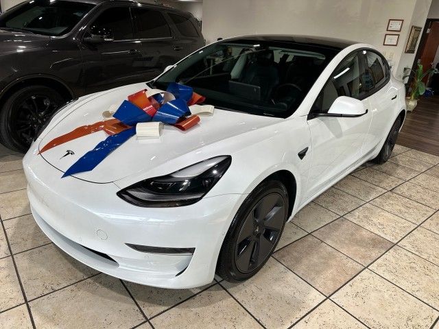 2021 Tesla Model 3 Standard Range Plus