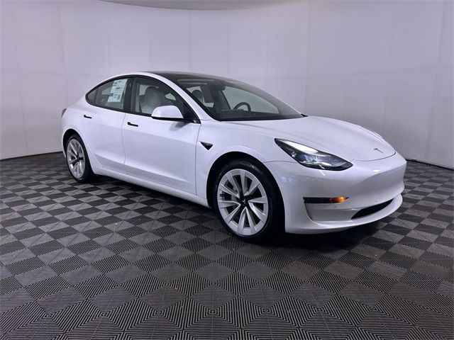 2021 Tesla Model 3 Standard Range Plus