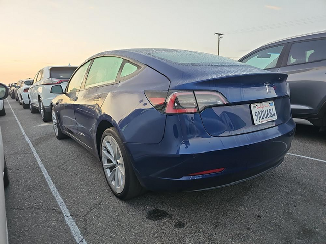 2021 Tesla Model 3 Standard Range Plus