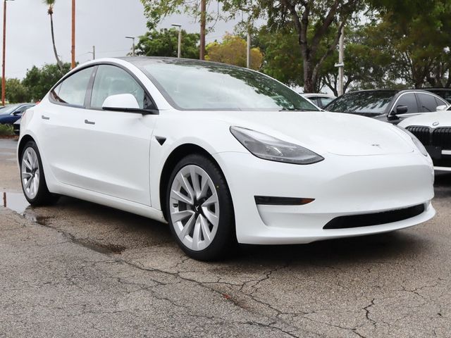 2021 Tesla Model 3 Standard Range Plus