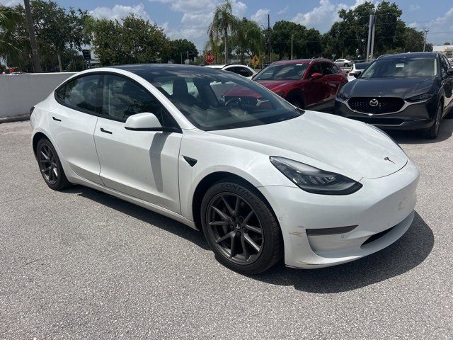 2021 Tesla Model 3 Standard Range Plus