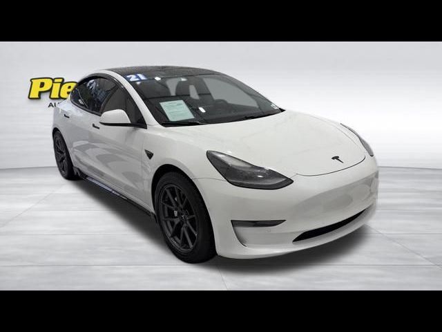 2021 Tesla Model 3 Standard Range Plus