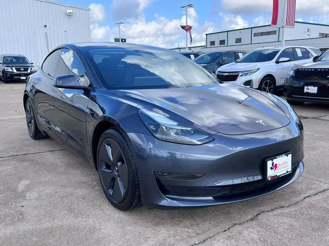 2021 Tesla Model 3 Standard Range Plus