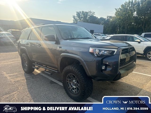 2021 Toyota 4Runner Venture