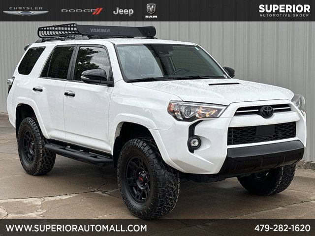 2021 Toyota 4Runner Venture