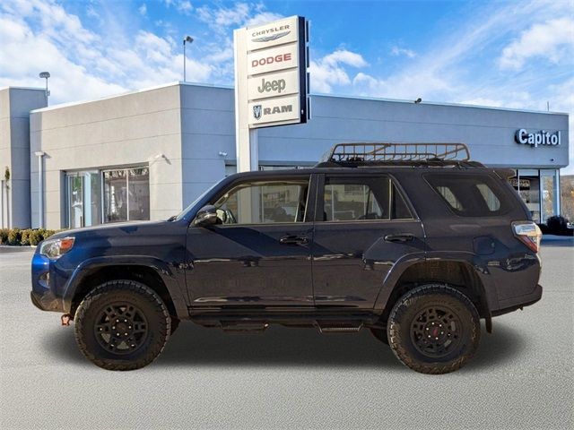 2021 Toyota 4Runner Venture