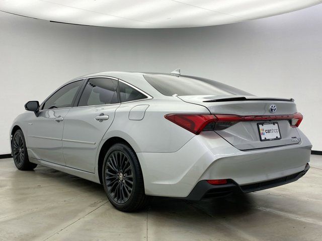 2021 Toyota Avalon Hybrid XSE