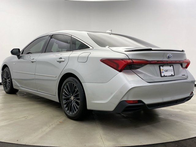 2021 Toyota Avalon Hybrid XSE