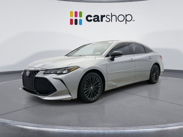 2021 Toyota Avalon Hybrid XSE