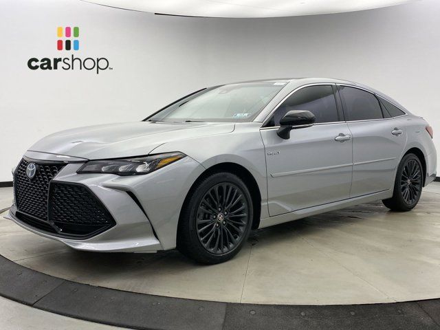 2021 Toyota Avalon Hybrid XSE