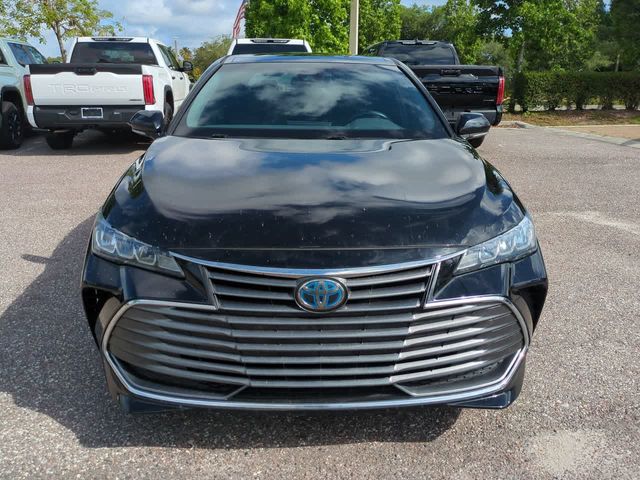 2021 Toyota Avalon Hybrid XLE