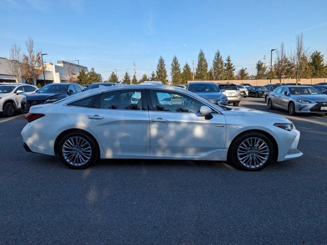 2021 Toyota Avalon Hybrid Limited