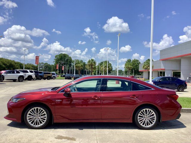 2021 Toyota Avalon Hybrid Limited