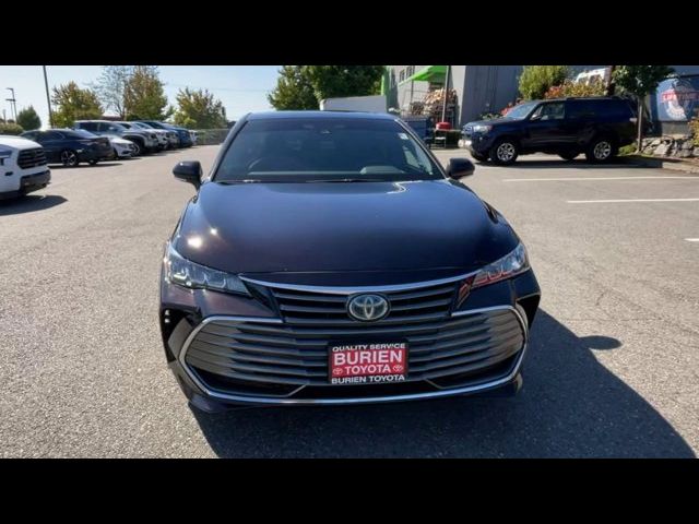 2021 Toyota Avalon Hybrid XLE