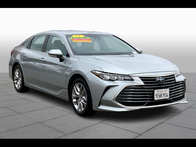 2021 Toyota Avalon Hybrid XLE