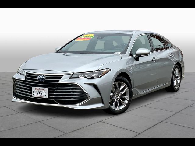 2021 Toyota Avalon Hybrid XLE