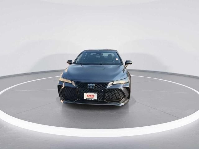 2021 Toyota Avalon Hybrid XSE