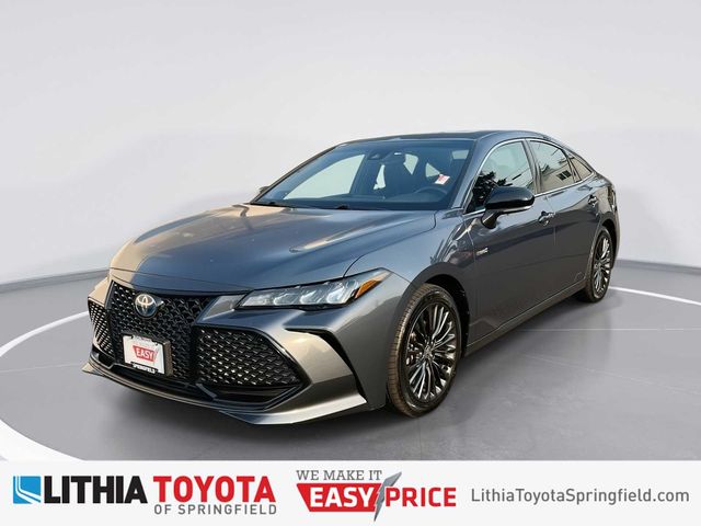 2021 Toyota Avalon Hybrid XSE