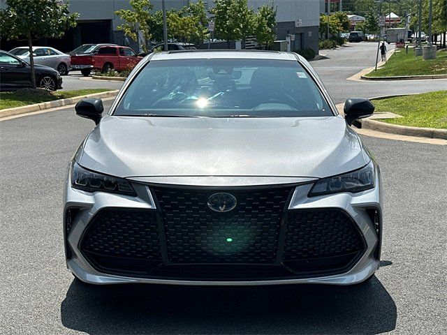 2021 Toyota Avalon Hybrid XSE