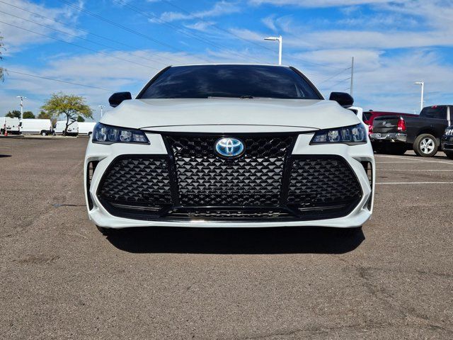 2021 Toyota Avalon Hybrid XSE