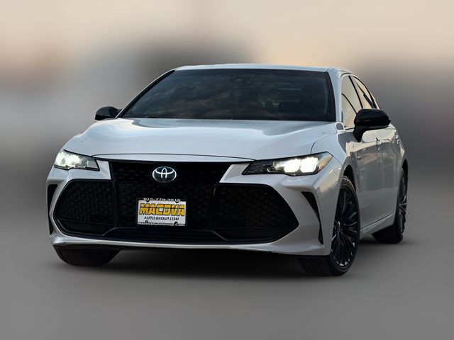 2021 Toyota Avalon Hybrid XSE