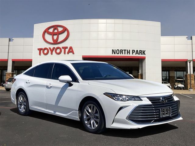 2021 Toyota Avalon XLE