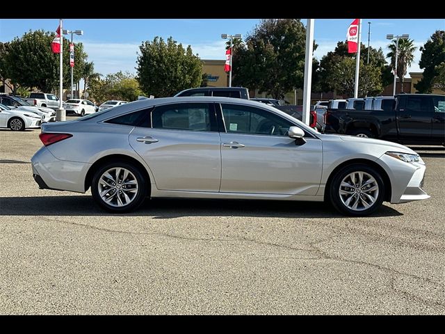 2021 Toyota Avalon XLE