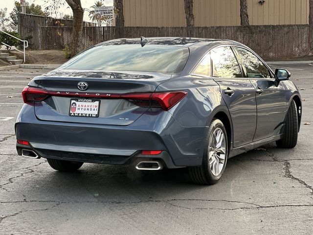 2021 Toyota Avalon XLE