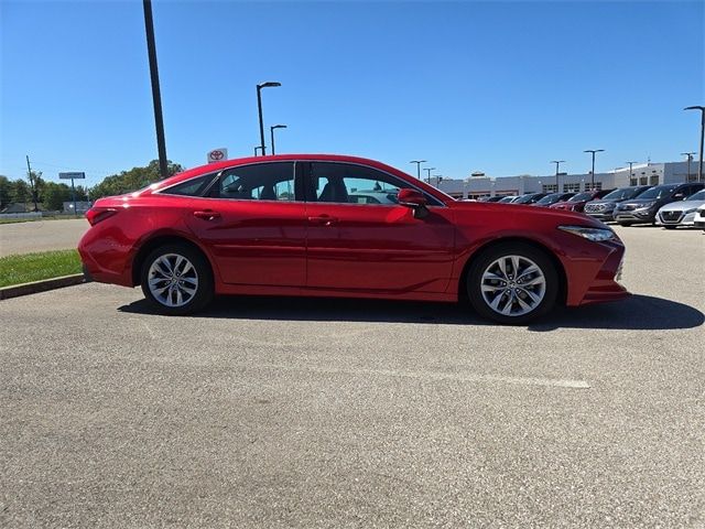 2021 Toyota Avalon XLE