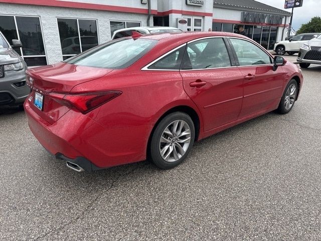 2021 Toyota Avalon XLE