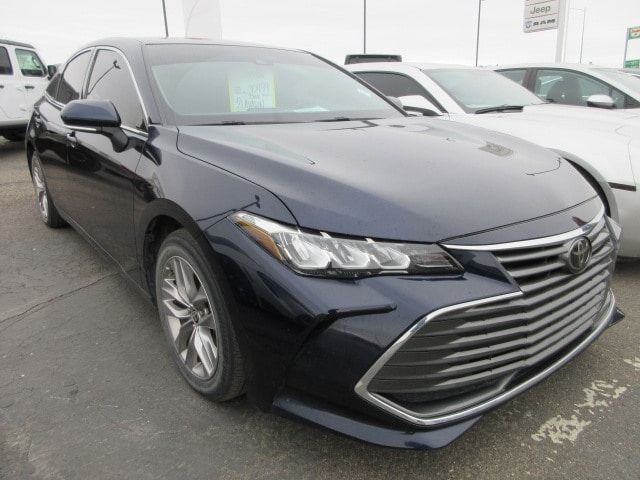 2021 Toyota Avalon XLE