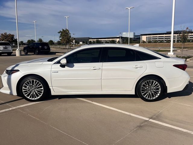 2021 Toyota Avalon Hybrid Limited