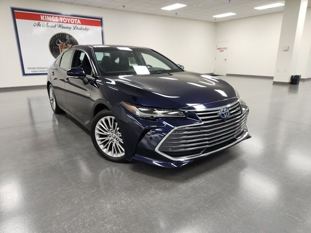 2021 Toyota Avalon Hybrid Limited