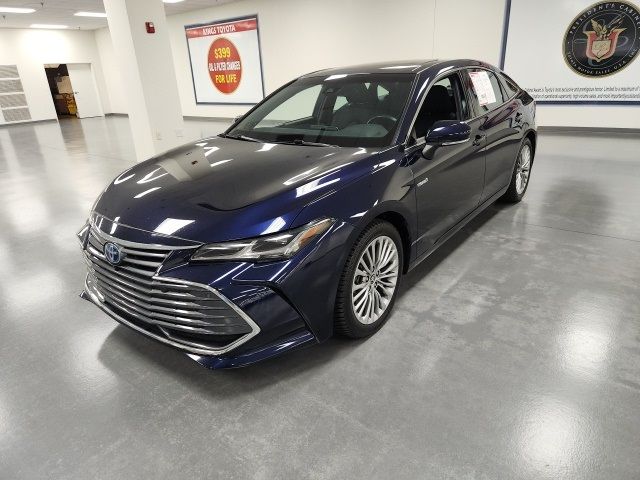 2021 Toyota Avalon Hybrid Limited