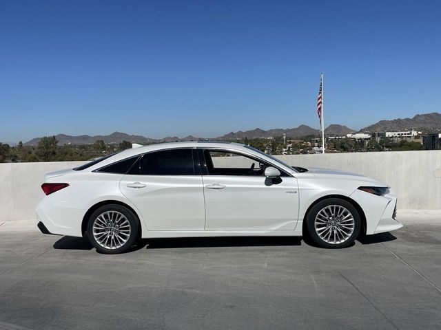 2021 Toyota Avalon Hybrid Limited