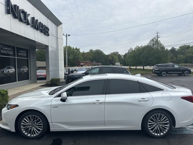 2021 Toyota Avalon Hybrid Limited