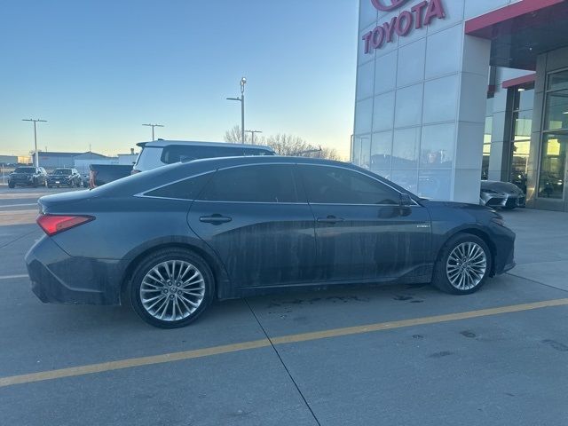 2021 Toyota Avalon Hybrid Limited