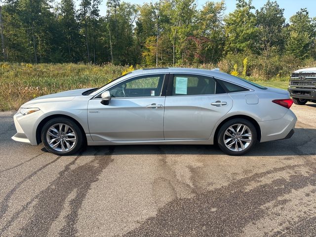 2021 Toyota Avalon Hybrid XLE