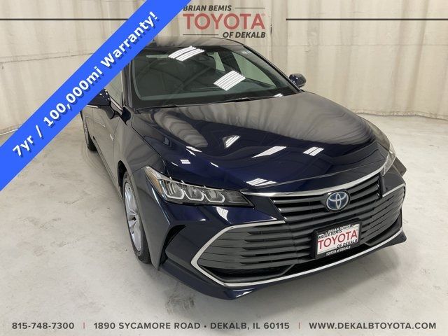 2021 Toyota Avalon Hybrid XLE