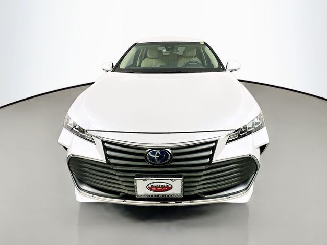 2021 Toyota Avalon Hybrid XLE